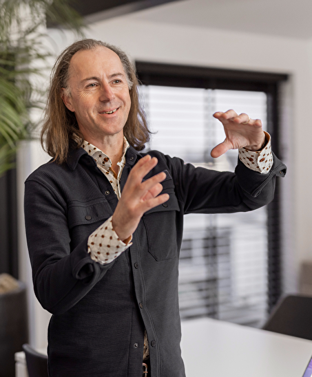 Alex van Dierendonck