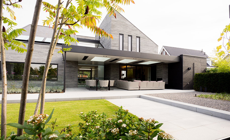 Nieuwbouw moderne villa in Etten-Leur